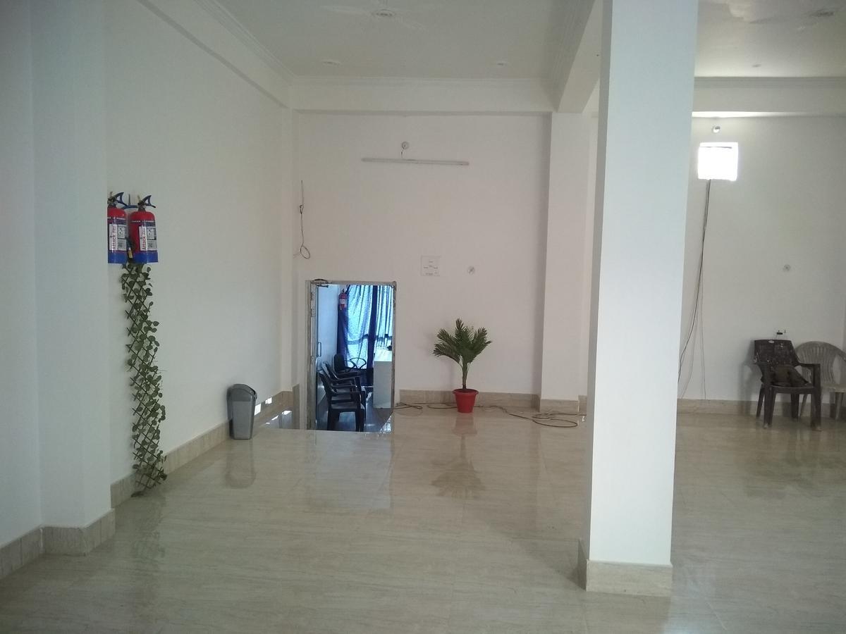 Pardhan Guest House Bāra Banki Buitenkant foto