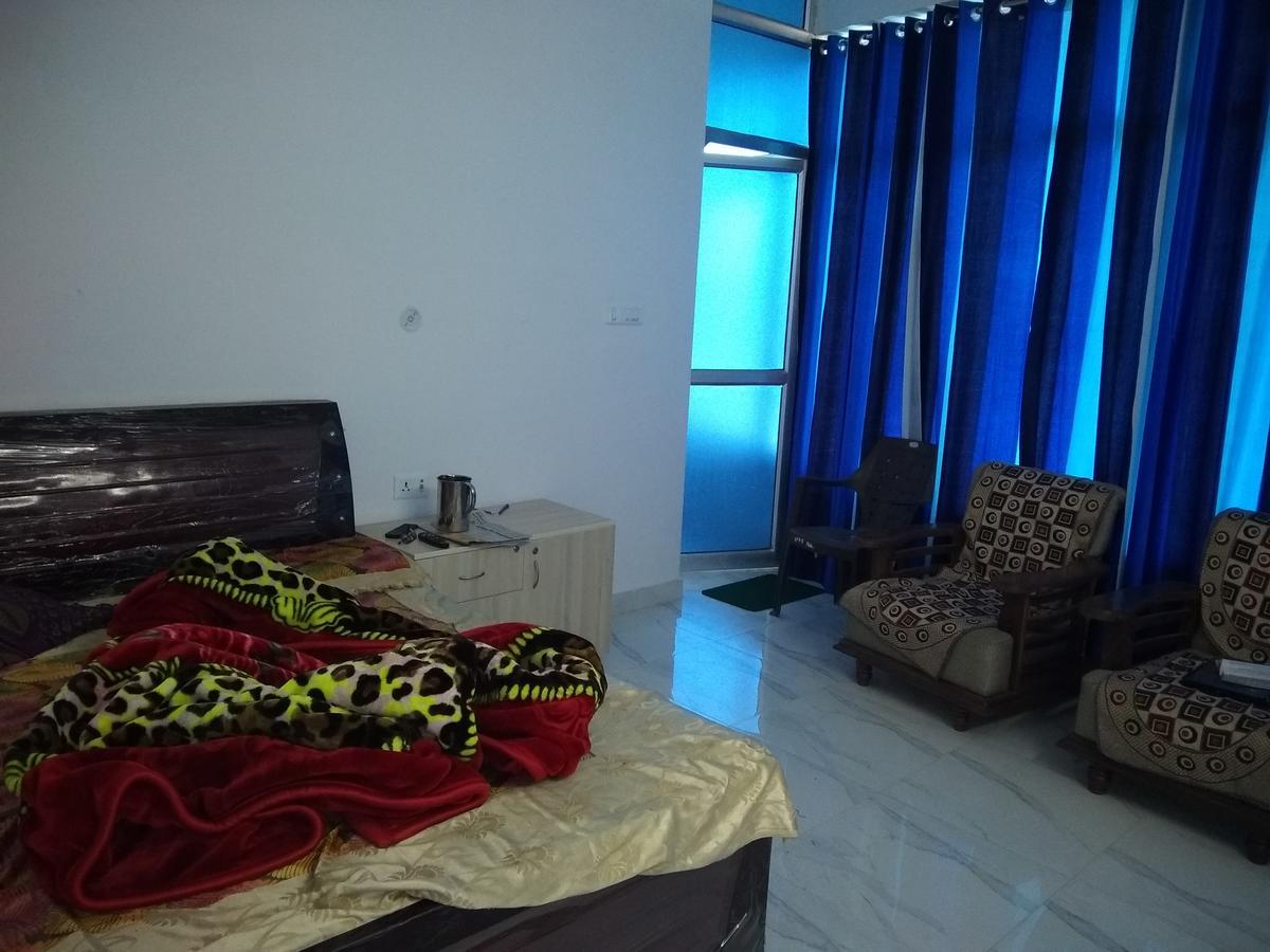 Pardhan Guest House Bāra Banki Buitenkant foto