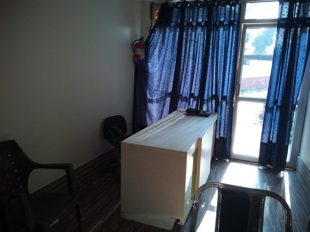 Pardhan Guest House Bāra Banki Buitenkant foto